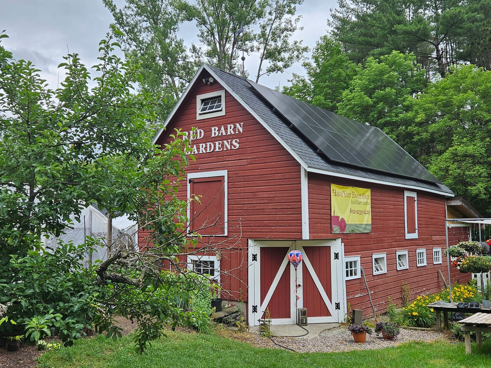 Red Barn Gardens website screenshot